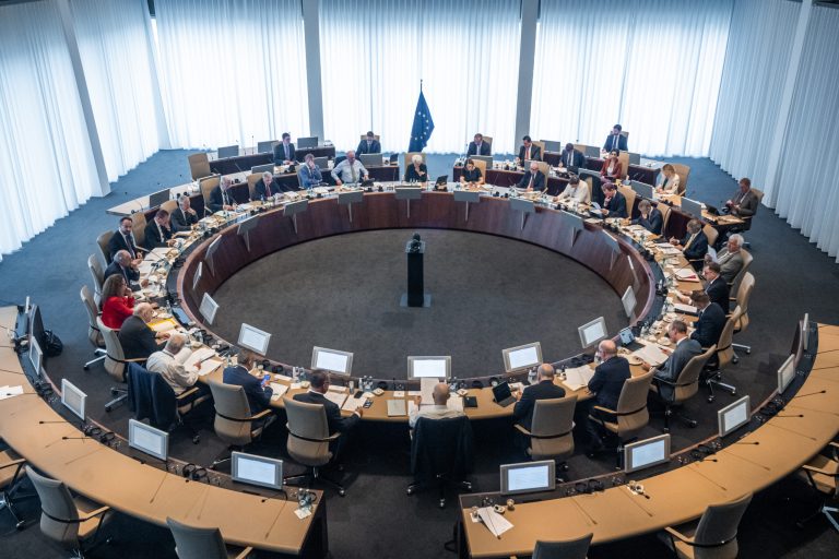 BCE - Humains - Centre - Reunion - assemblement$