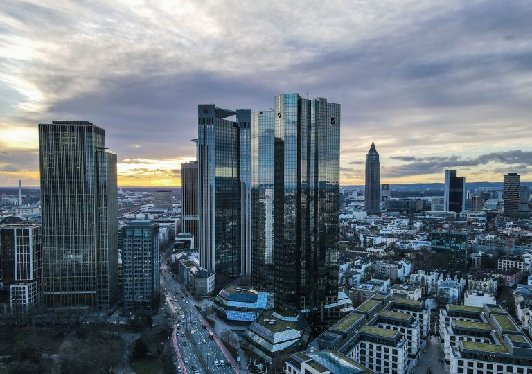 WANSQUARE – La BCE passe son tour / Septembre s’impose comme un rendez-vous décisif